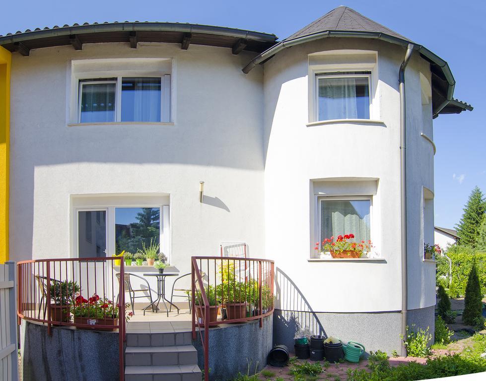 Aura Guesthouse Ljubljana Exteriör bild